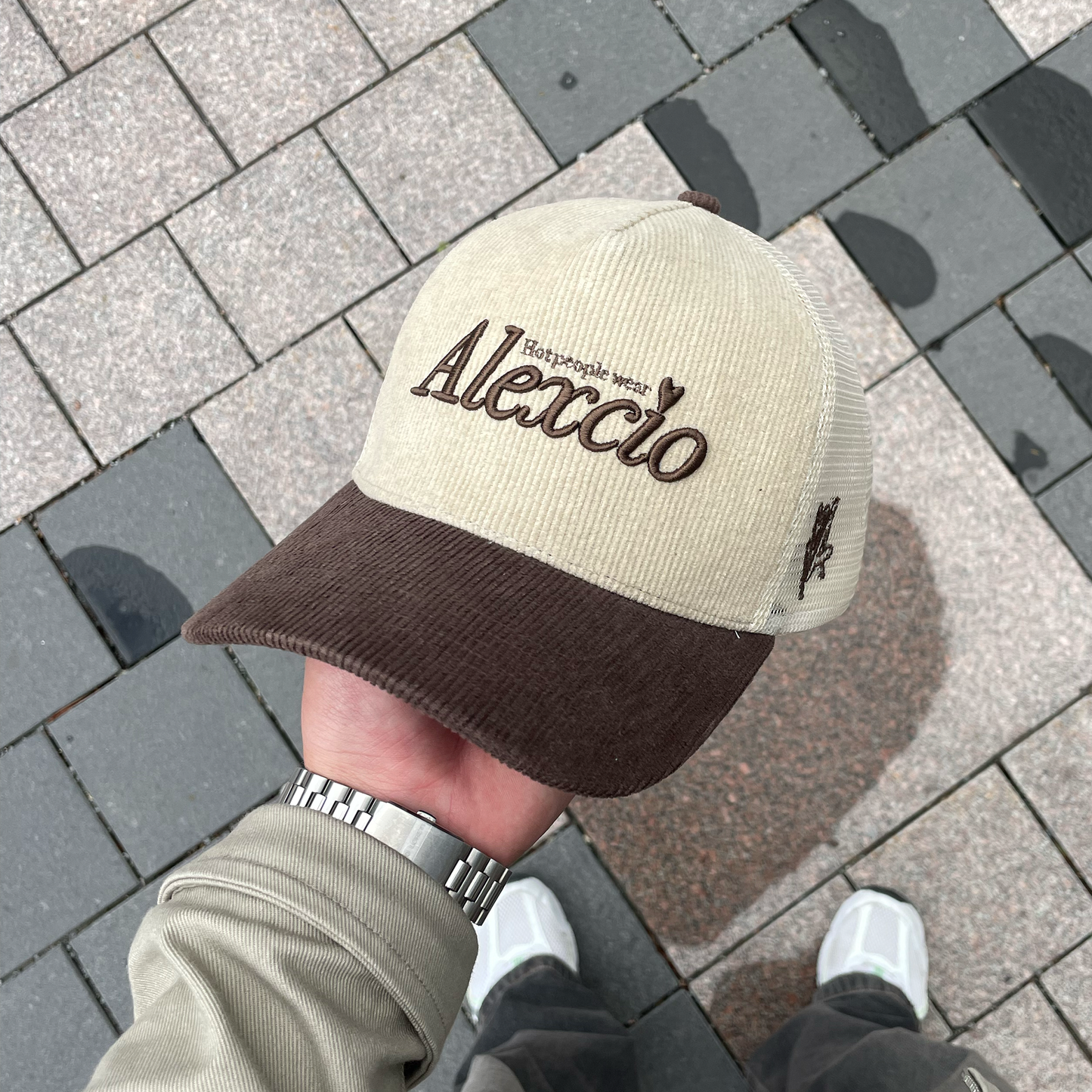 Hot people wear - manchester trucker beige/brown